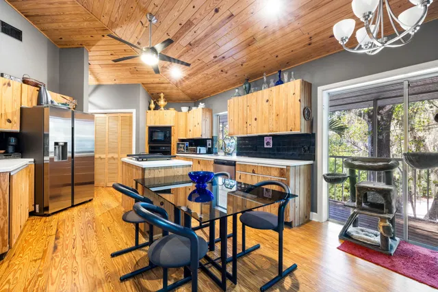  Residence photo 19