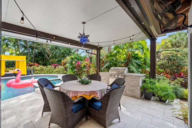 Palm Trail Delray Beach Residence photo 32