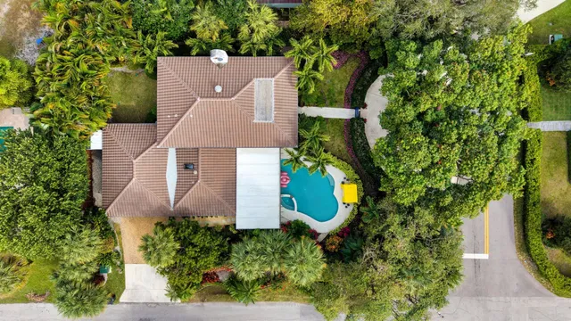 Palm Trail Delray Beach Residence photo 37