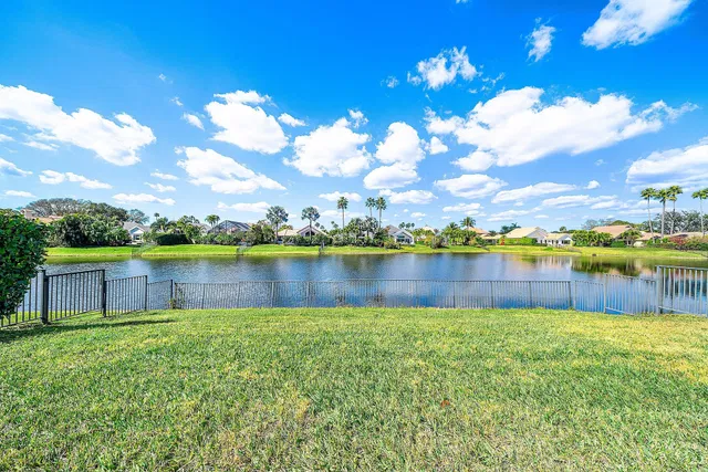 Frenchman's Creek Residence photo 47