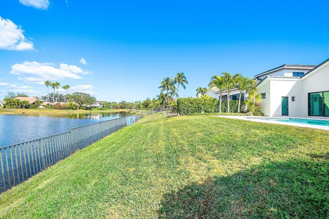Frenchman's Creek Residence photo 48