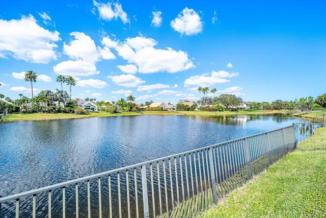 Frenchman's Creek Residence photo 49