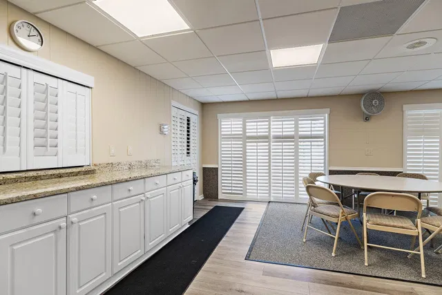 Unit 135-8 photo 23