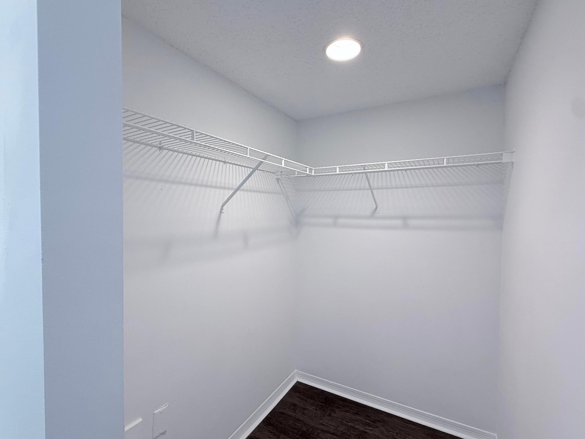 Unit 918 photo 8
