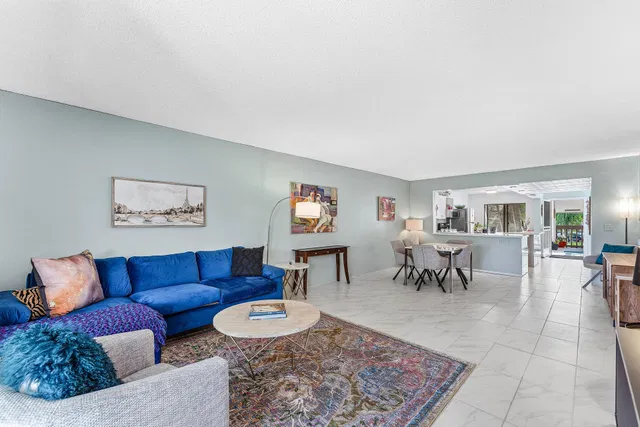 Unit 204 photo 17