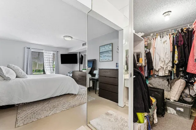 Unit 204 photo 26