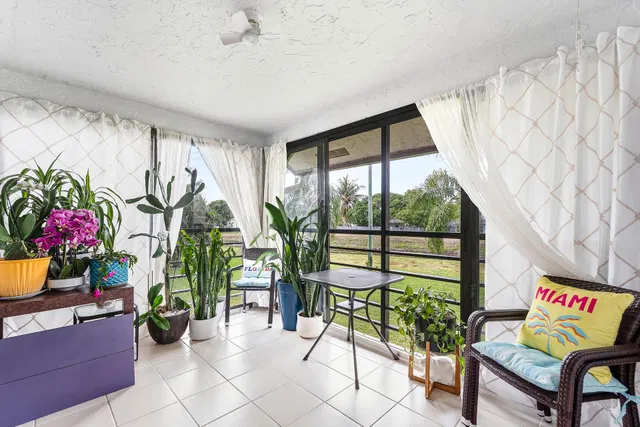 Unit 204 photo 32