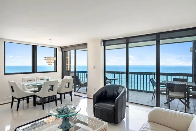 Eastpointe Singer Island Unit 19e photo 3