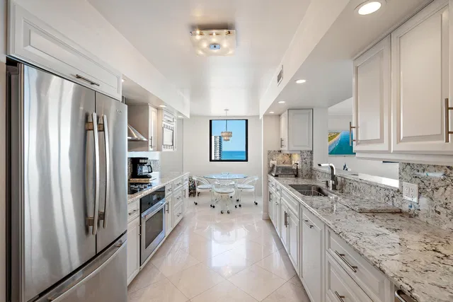 Eastpointe Singer Island Unit 19e photo 18