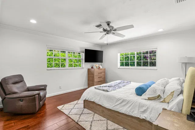 Residence photo 8