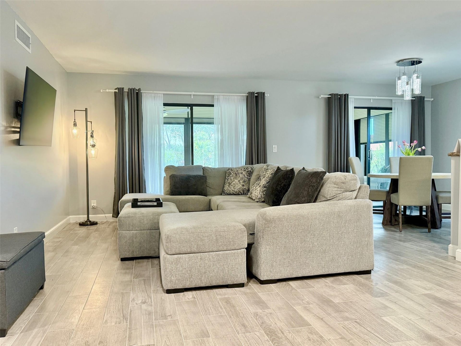 Unit 102 photo 12