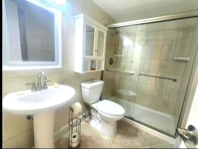 Unit B-2 photo 11