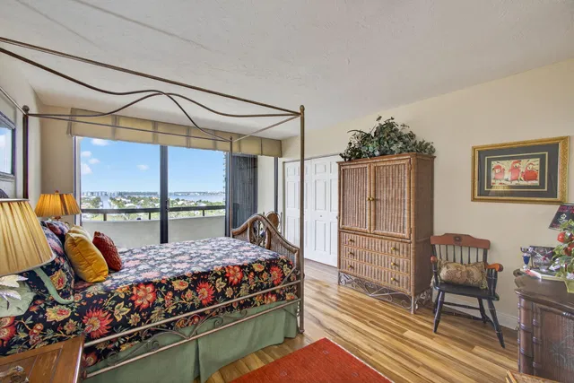 4000 N Ocean Singer Island Unit 904 photo 20