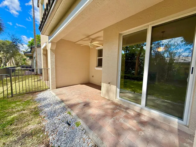 Old Palm Golf Club Residence photo 15