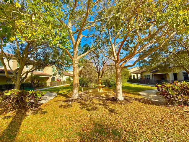 Old Palm Golf Club Residence photo 33