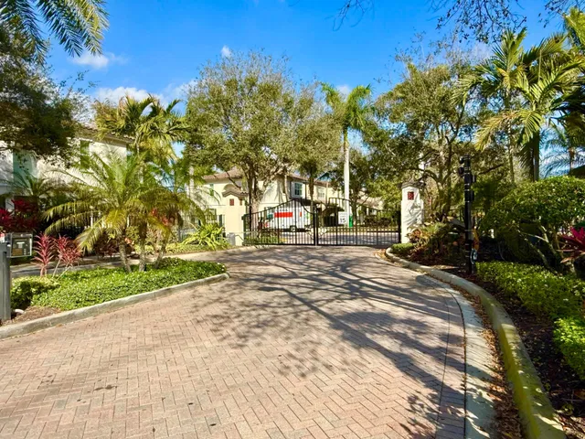 Old Palm Golf Club Residence photo 35