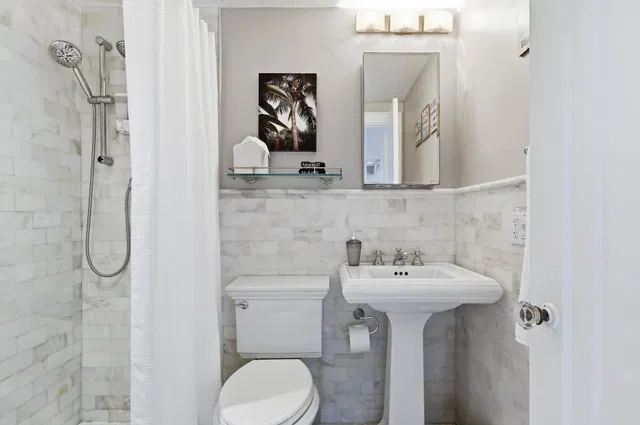 Unit 3013 photo 12