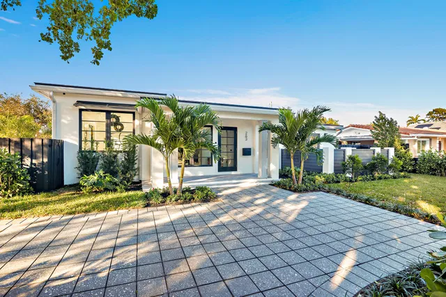 SoSo West Palm Beach Residence photo 2