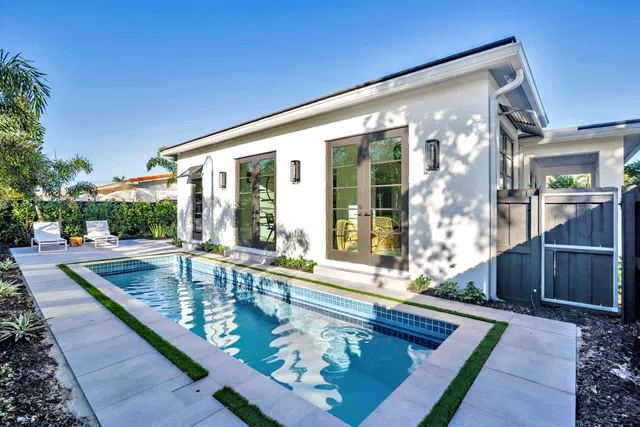 SoSo West Palm Beach Residence photo 3