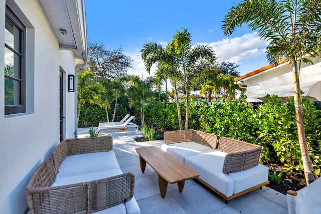 SoSo West Palm Beach Residence photo 27
