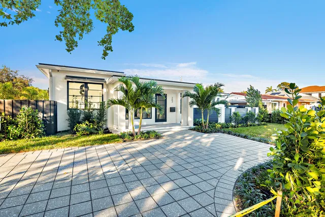 SoSo West Palm Beach Residence photo 34