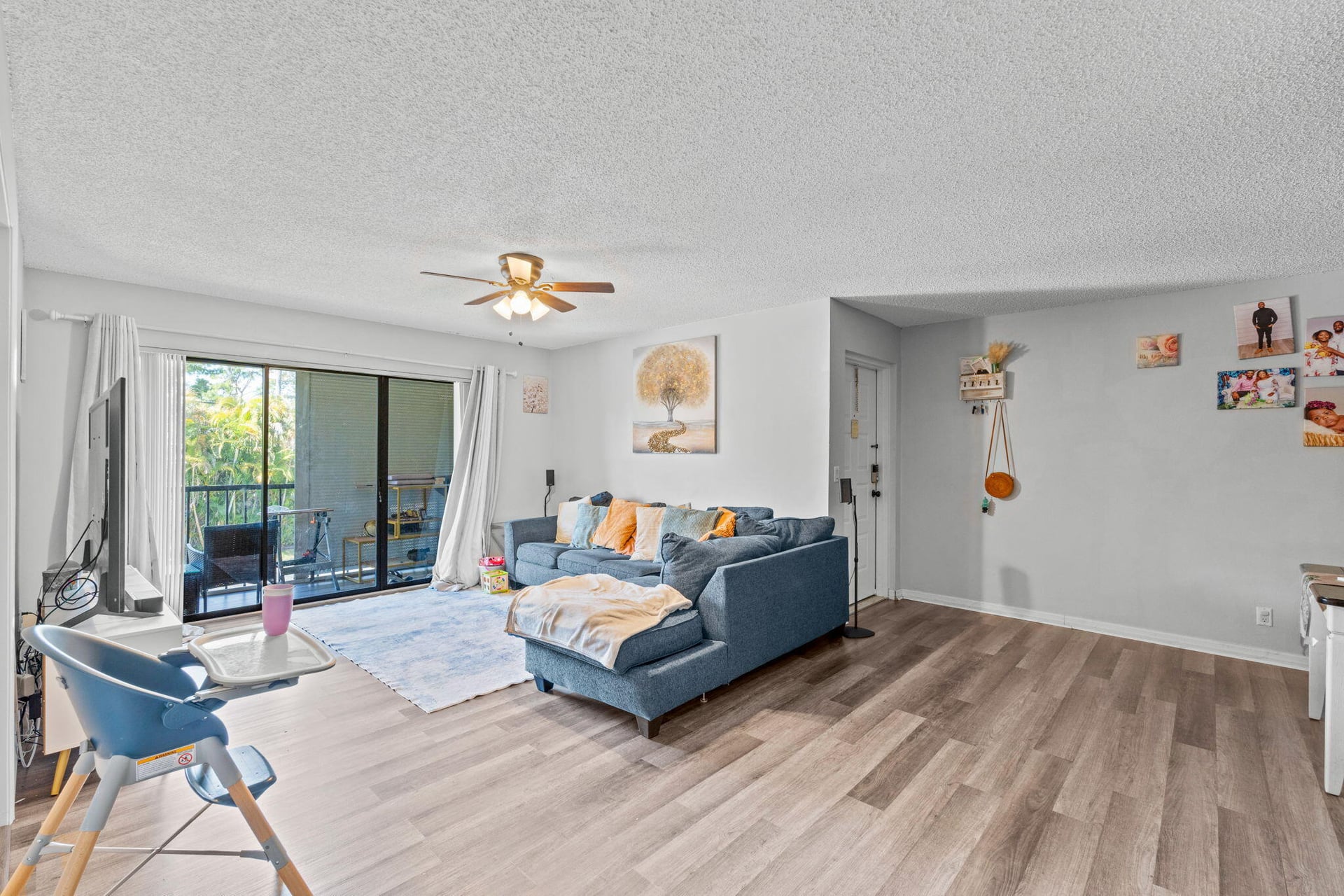 Unit H2 photo 6