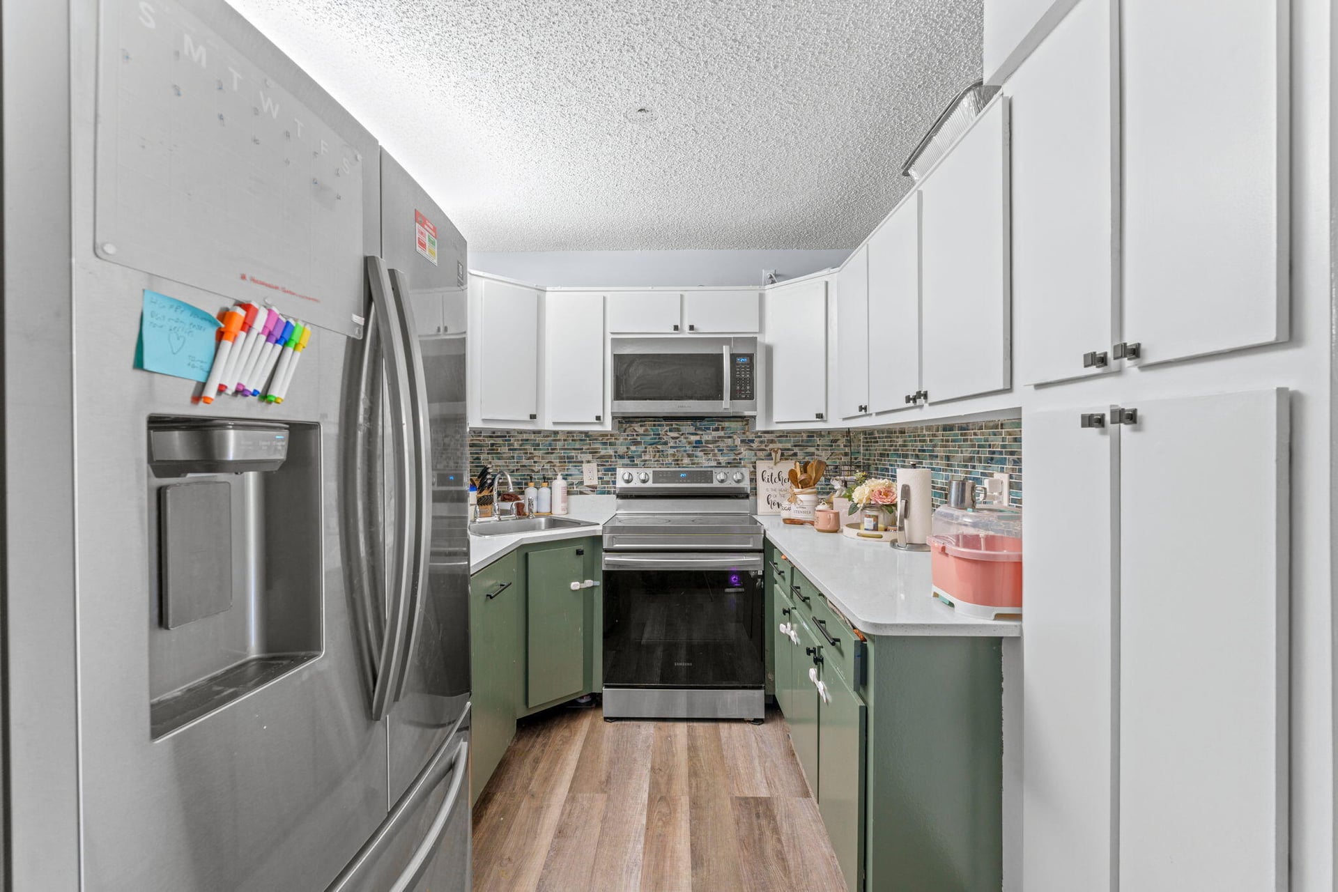 Unit H2 photo 9