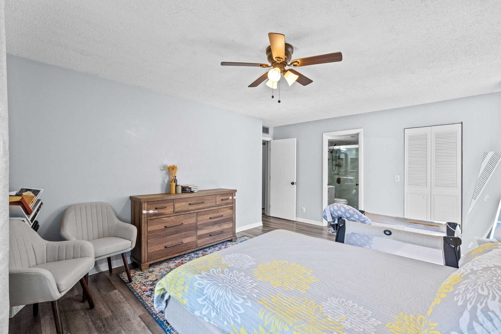 Unit H2 photo 14