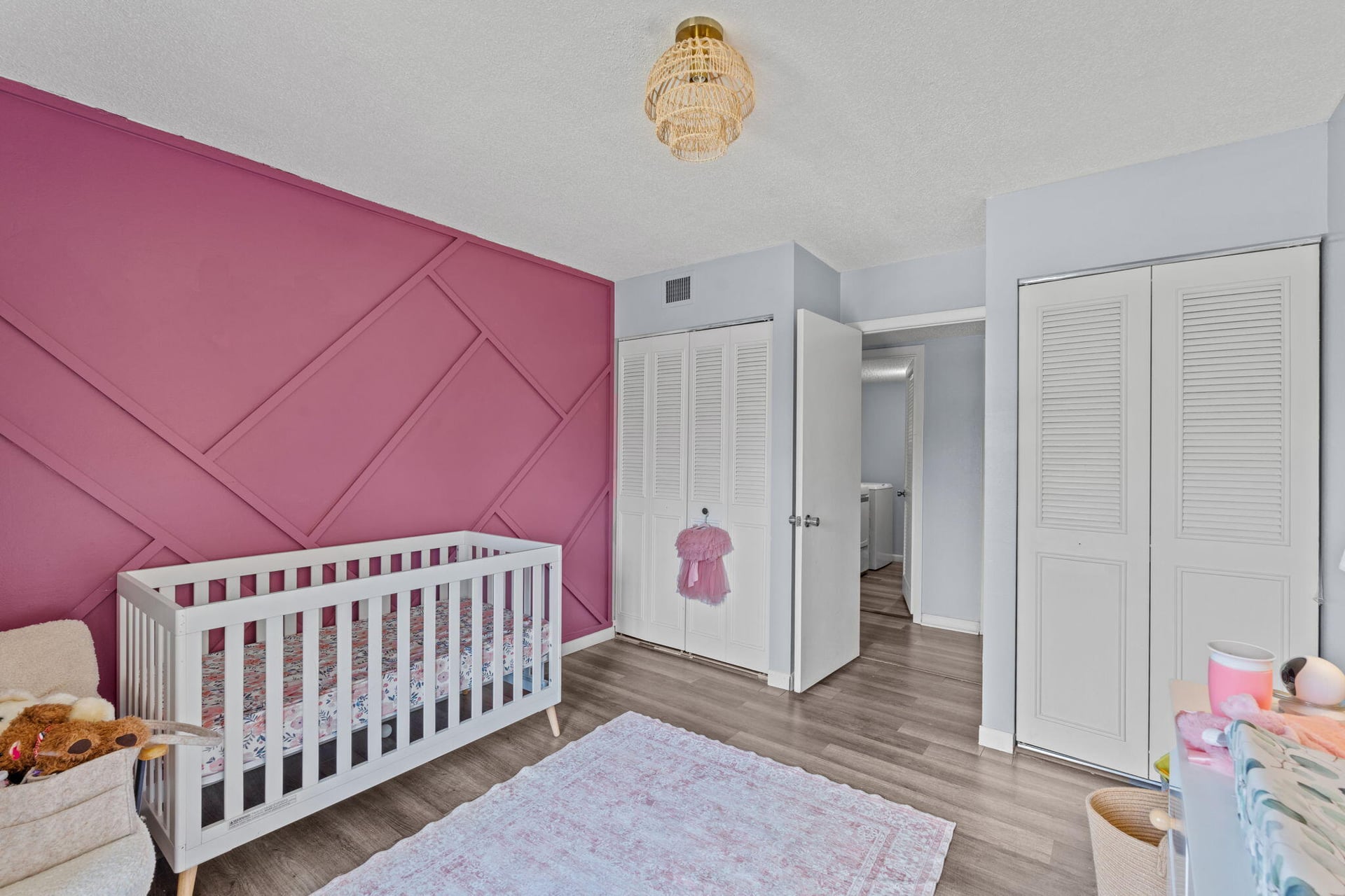Unit H2 photo 17