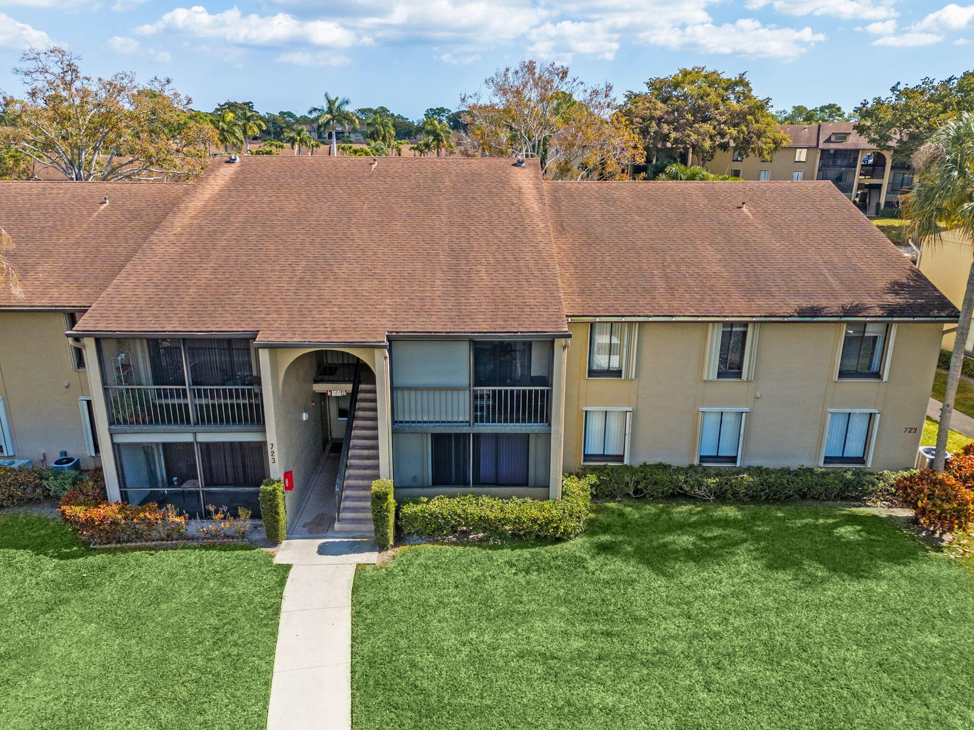 Unit H2 photo 37