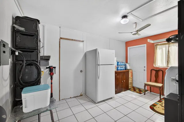 Residence photo 24