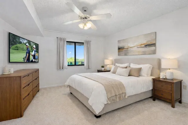 Unit 202 photo 12