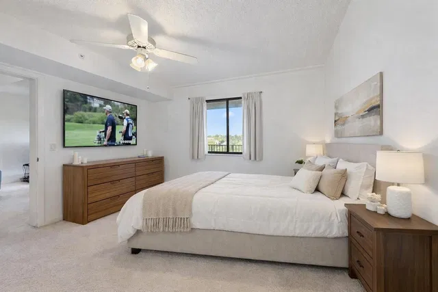 Unit 202 photo 13