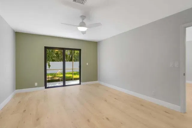 Residence photo 11