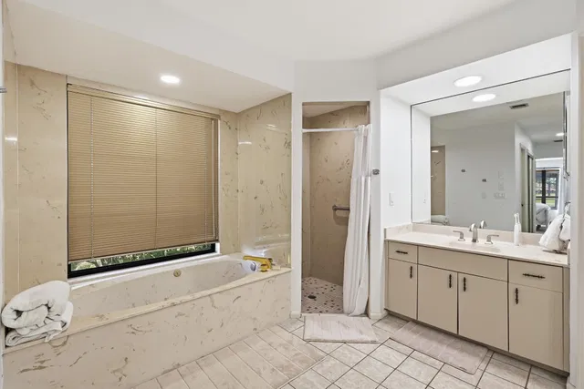 PGA National Palm Beach Gardens Residence photo 11