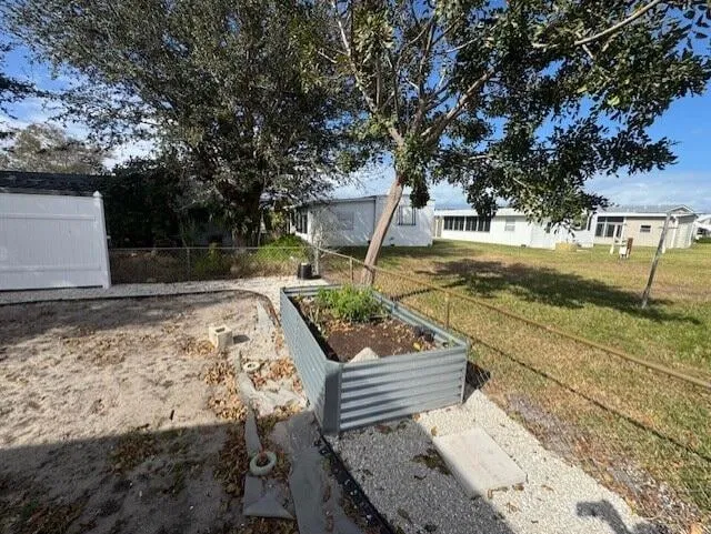  Residence photo 44