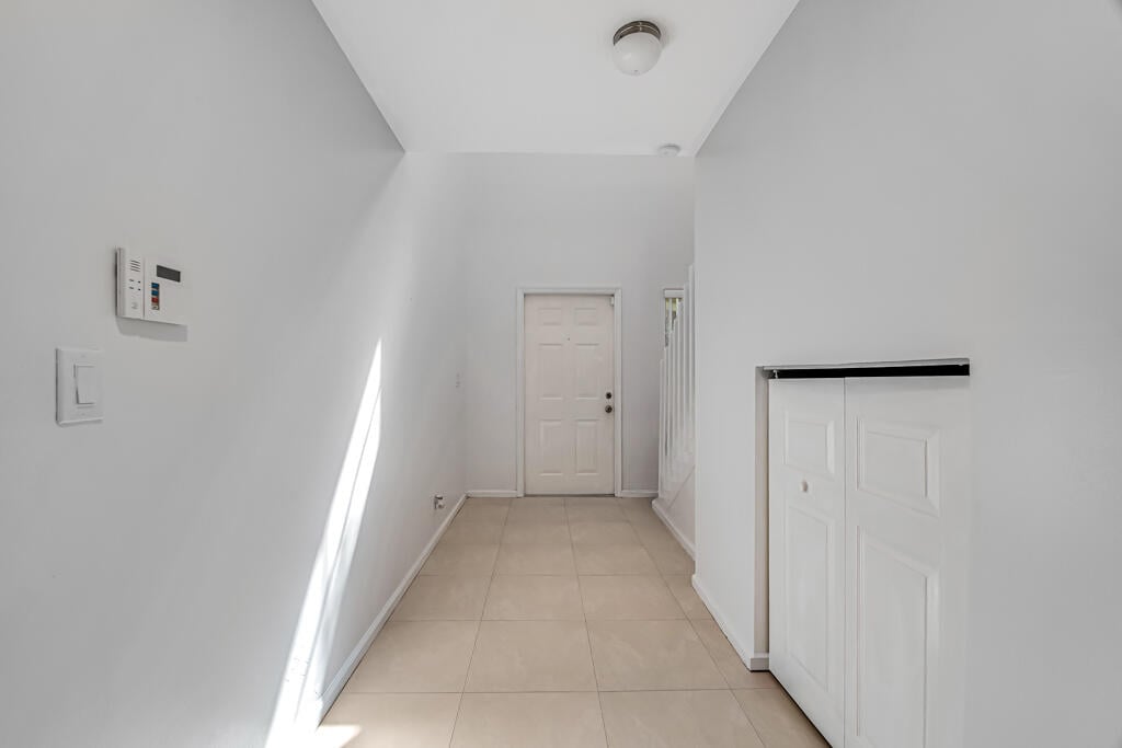 Residence photo 9