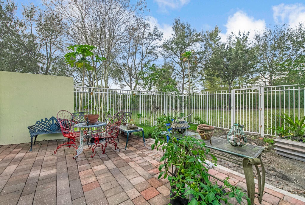 Residence photo 35
