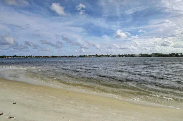 Unit 117 photo 66