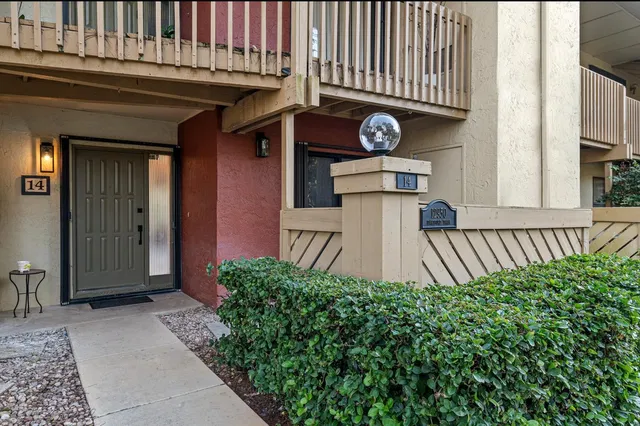 Unit 14 photo 2