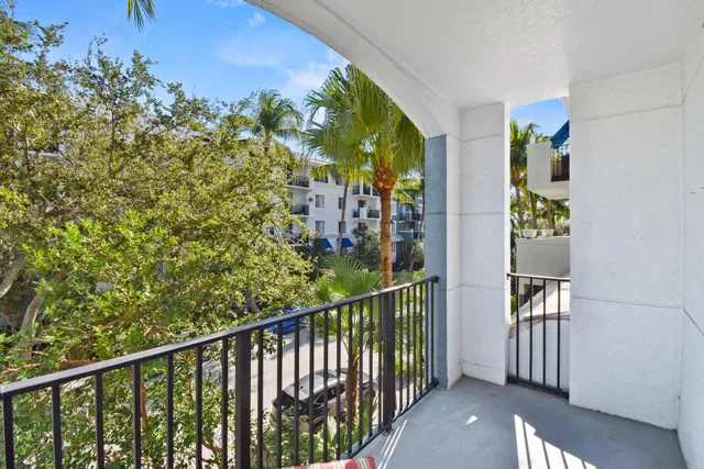 Pineapple Grove Village Condominiums Unit 1320 photo 21