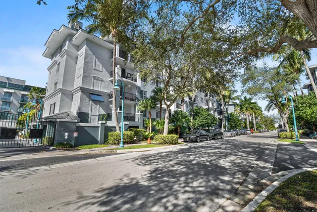 Pineapple Grove Village Condominiums Unit 1320 photo 23