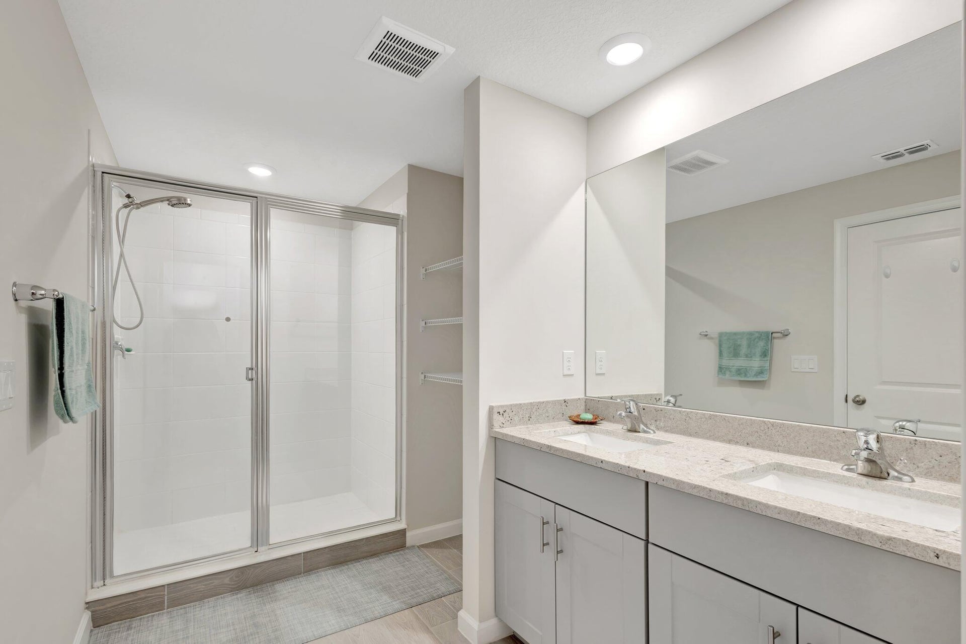 Residence photo 32