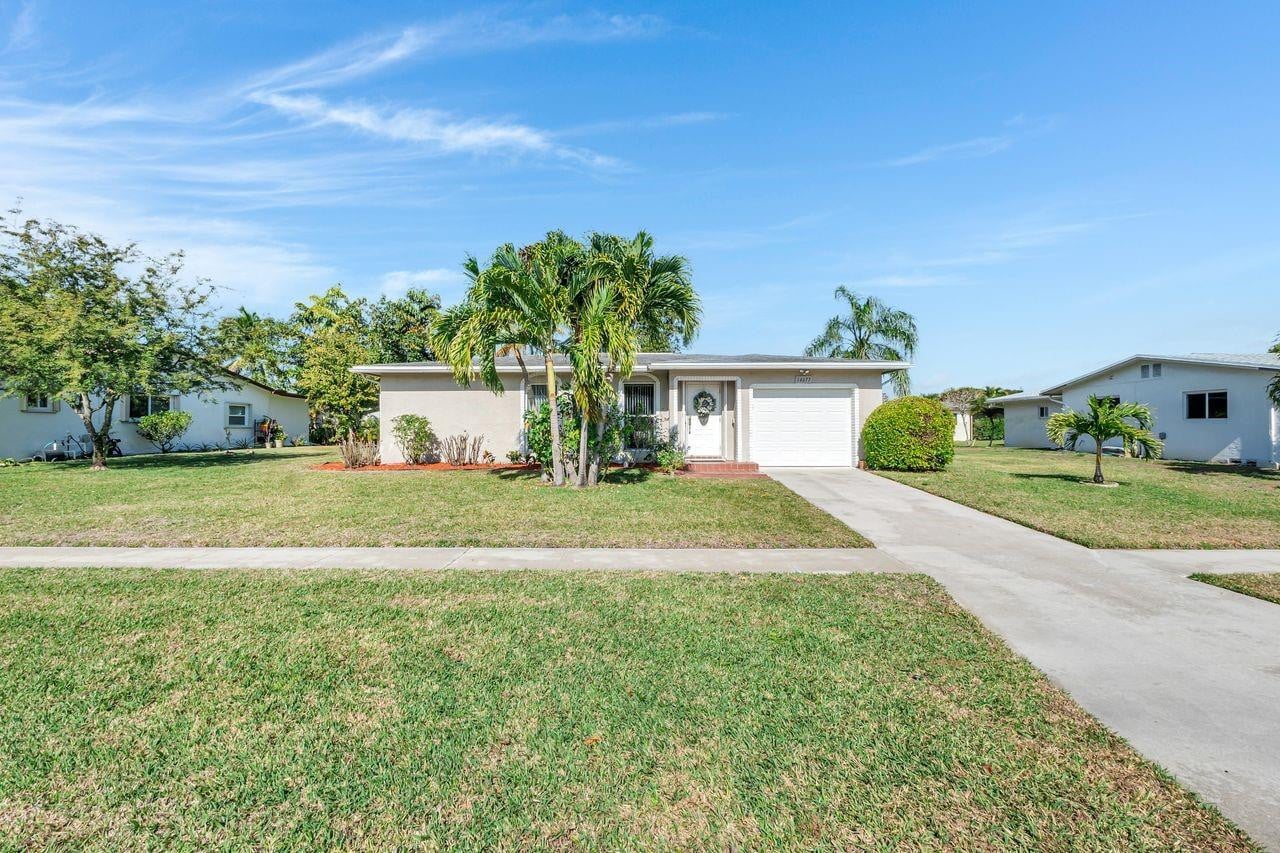 Residence photo 42