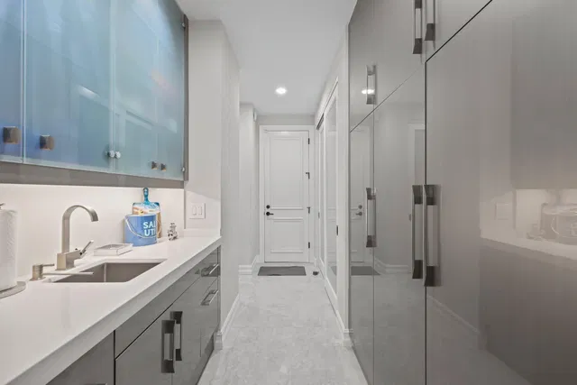 Boca Harbour Residence photo 20