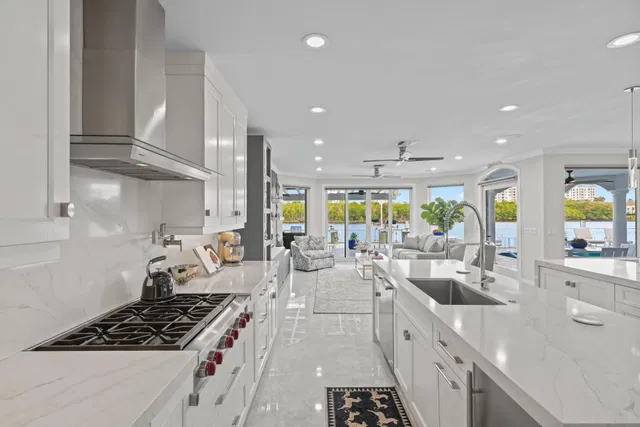 Boca Harbour Residence photo 22