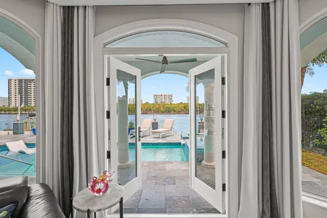 Boca Harbour Residence photo 39
