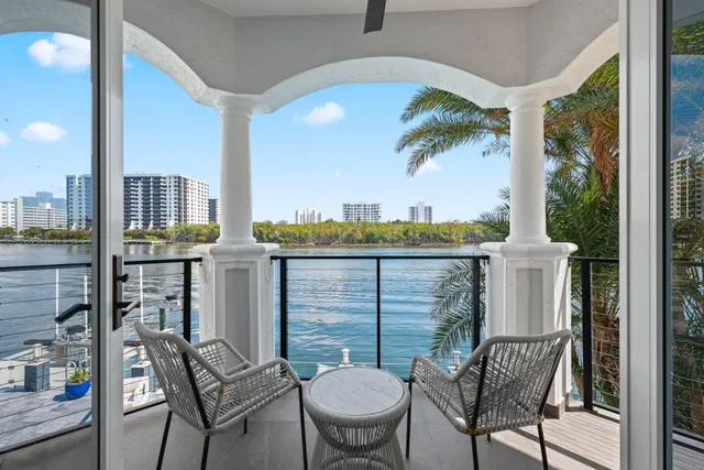 Boca Harbour Residence photo 54