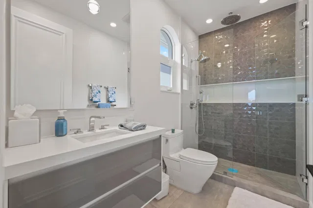 Boca Harbour Residence photo 55