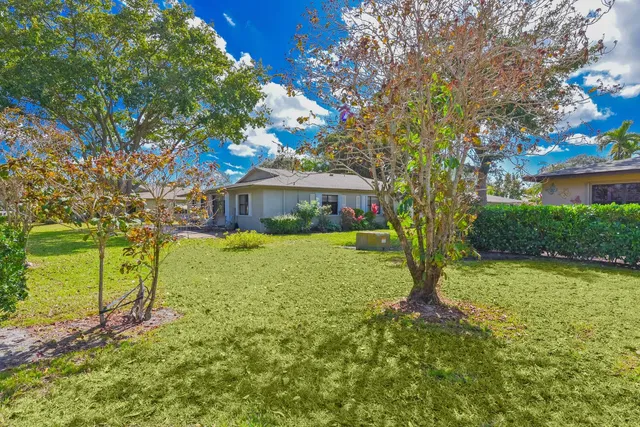  Residence photo 6